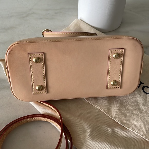 Louis Vuitton alma bb SOLD - Picture 5 of 9